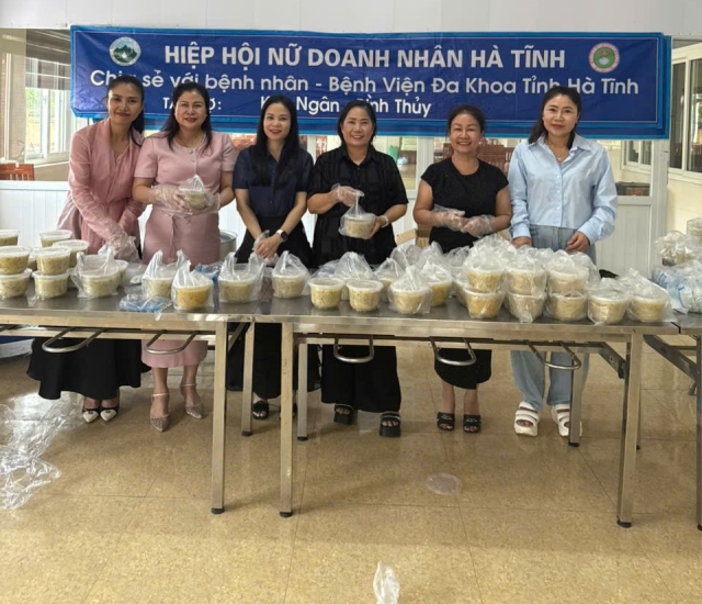 ✨ LAN TOẢ YÊU THƯƠNG – 🍲 MỘT BÁT CHÁO NHỎ – MỘT TÌNH YÊU LỚN ! ❤️